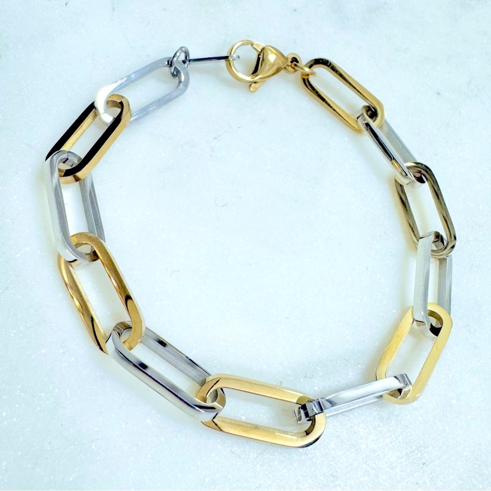 Super trendy 2-tone Paperclip bracelet (gold and silver)